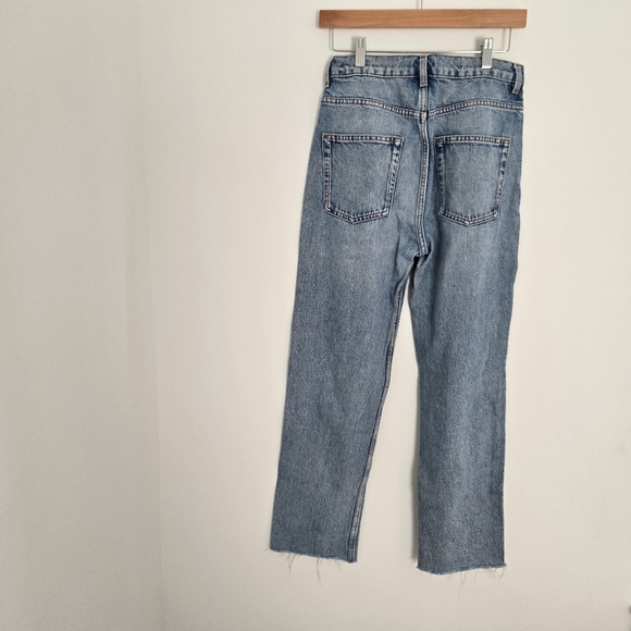 & Other Stories Straight Leg Fray Hem Ankle Jeans - Picture 5 of 7